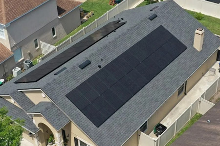 Solar installation on roof in Clermont